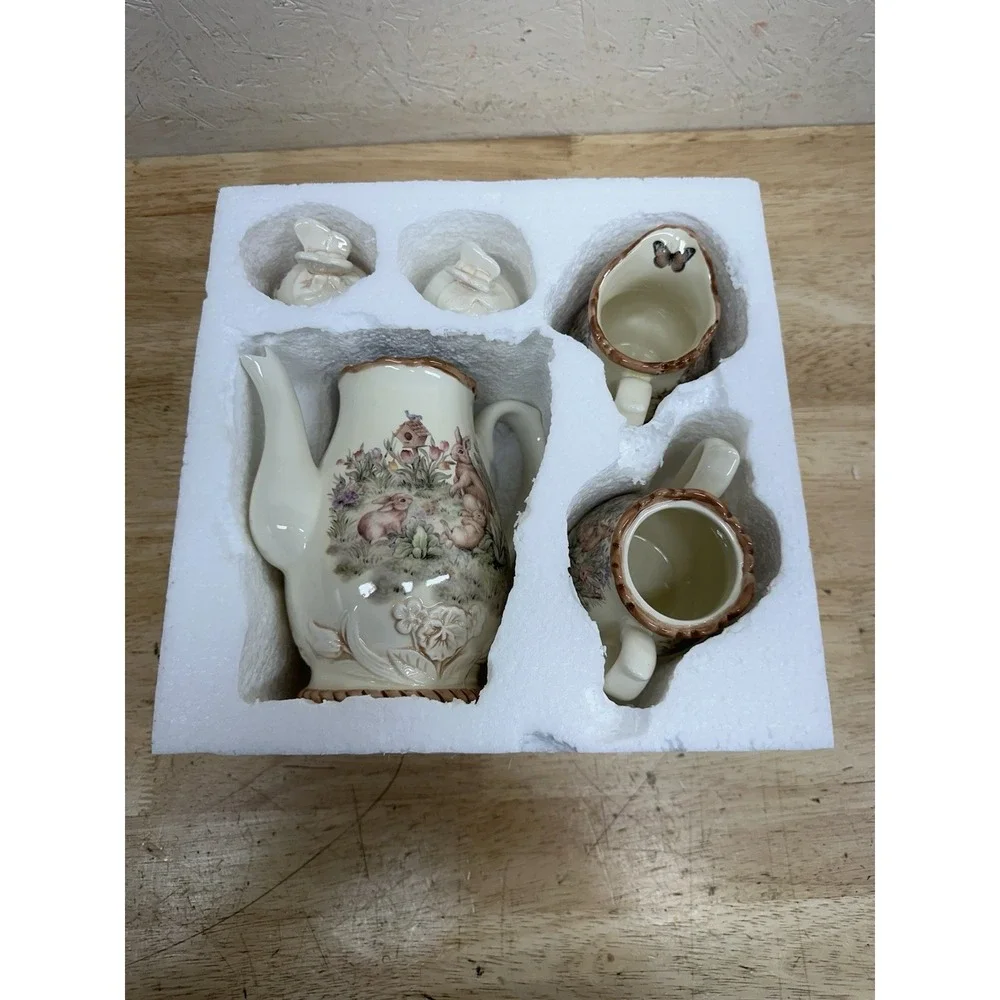 Cracker Barrel Easter Treasures Bunny Teapot Creamer Sugar Set Tray
